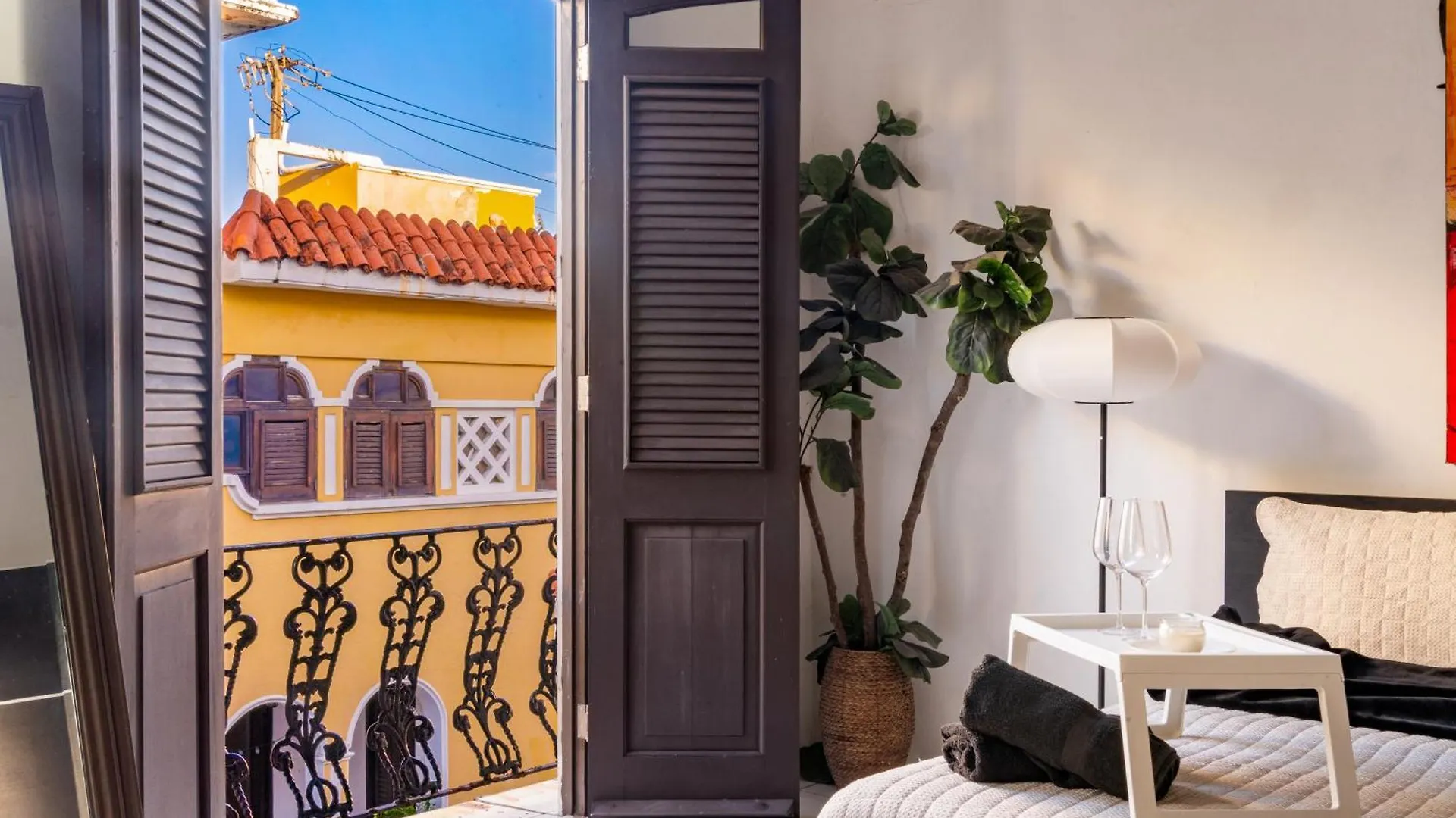 Spanish Penthouse Historic Mansion Private Patio San Juan Apartment